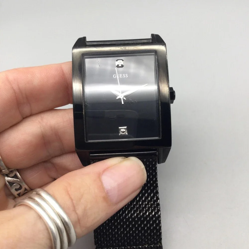 Guess U0298G1 Mens Watch 36mm Black Dial Black Steel Bracelet New Battery 7.25